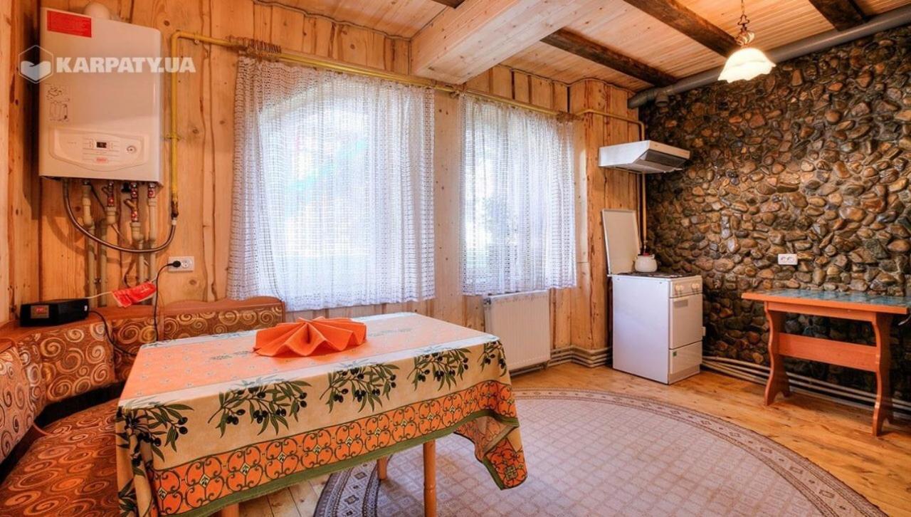 Gutsulska Oselya Vila Yaremche Exterior foto